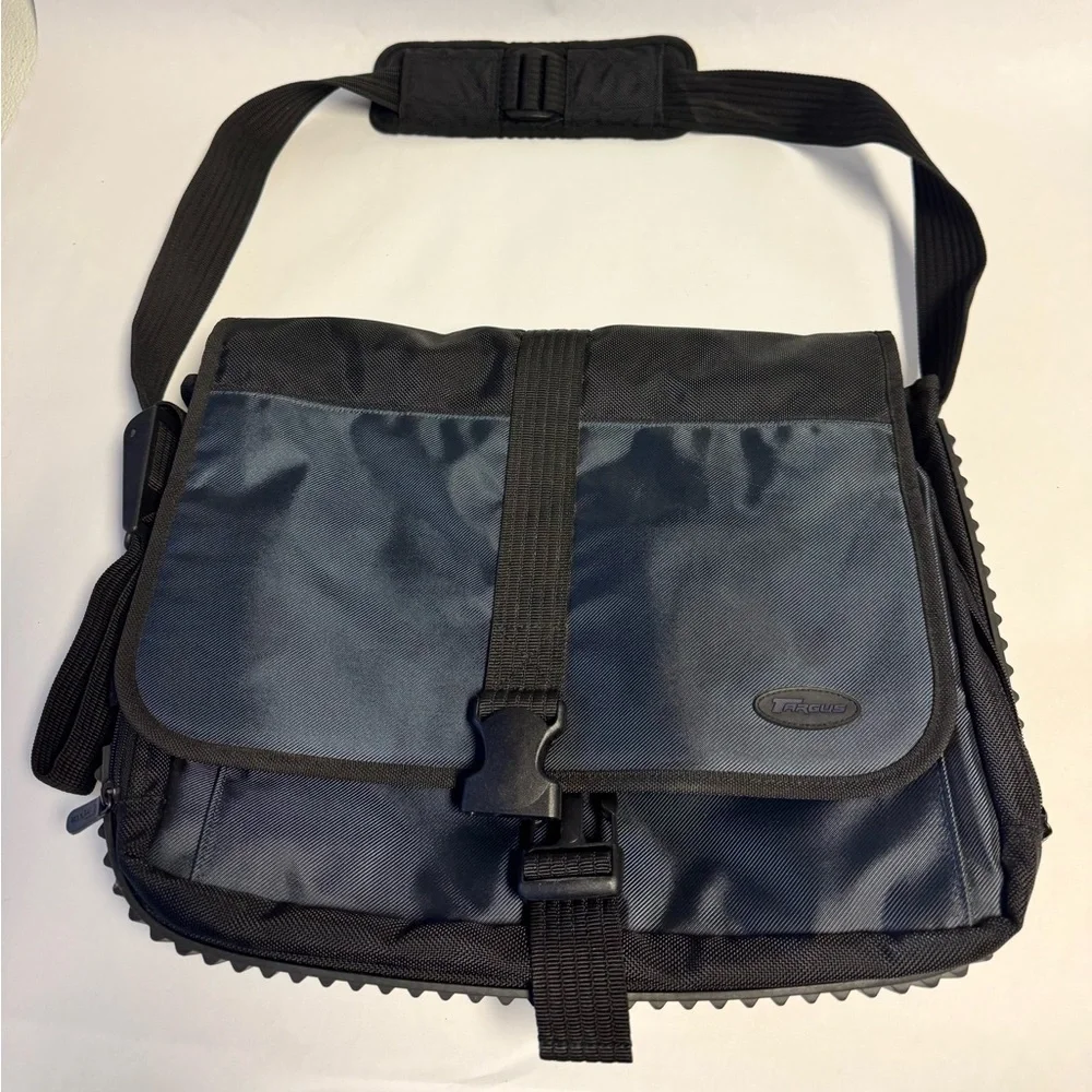 Targus Black and Dark Blue Laptop Messenger Bag with Adjustable Strap